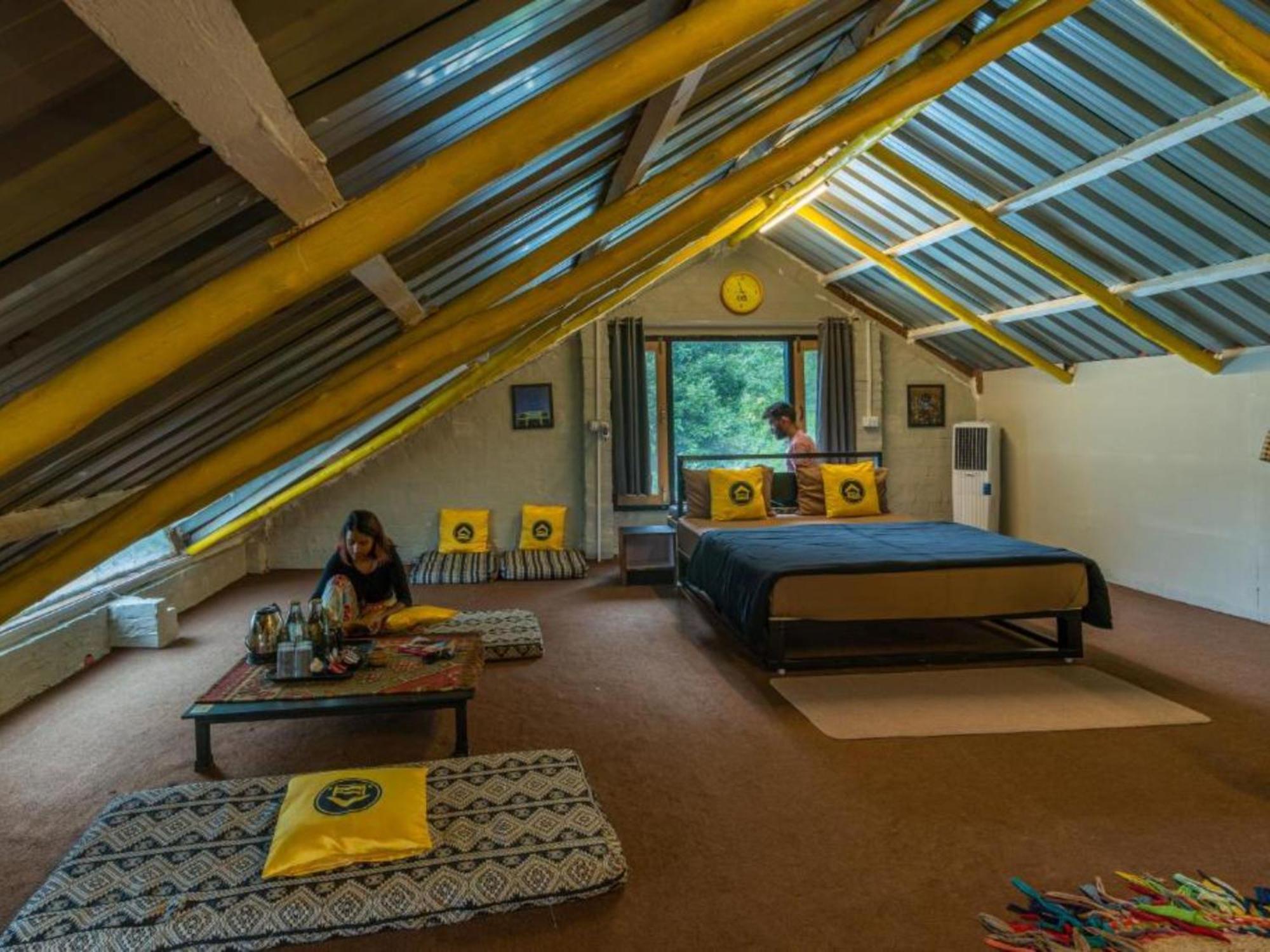 The Hosteller Kasol Bilik gambar