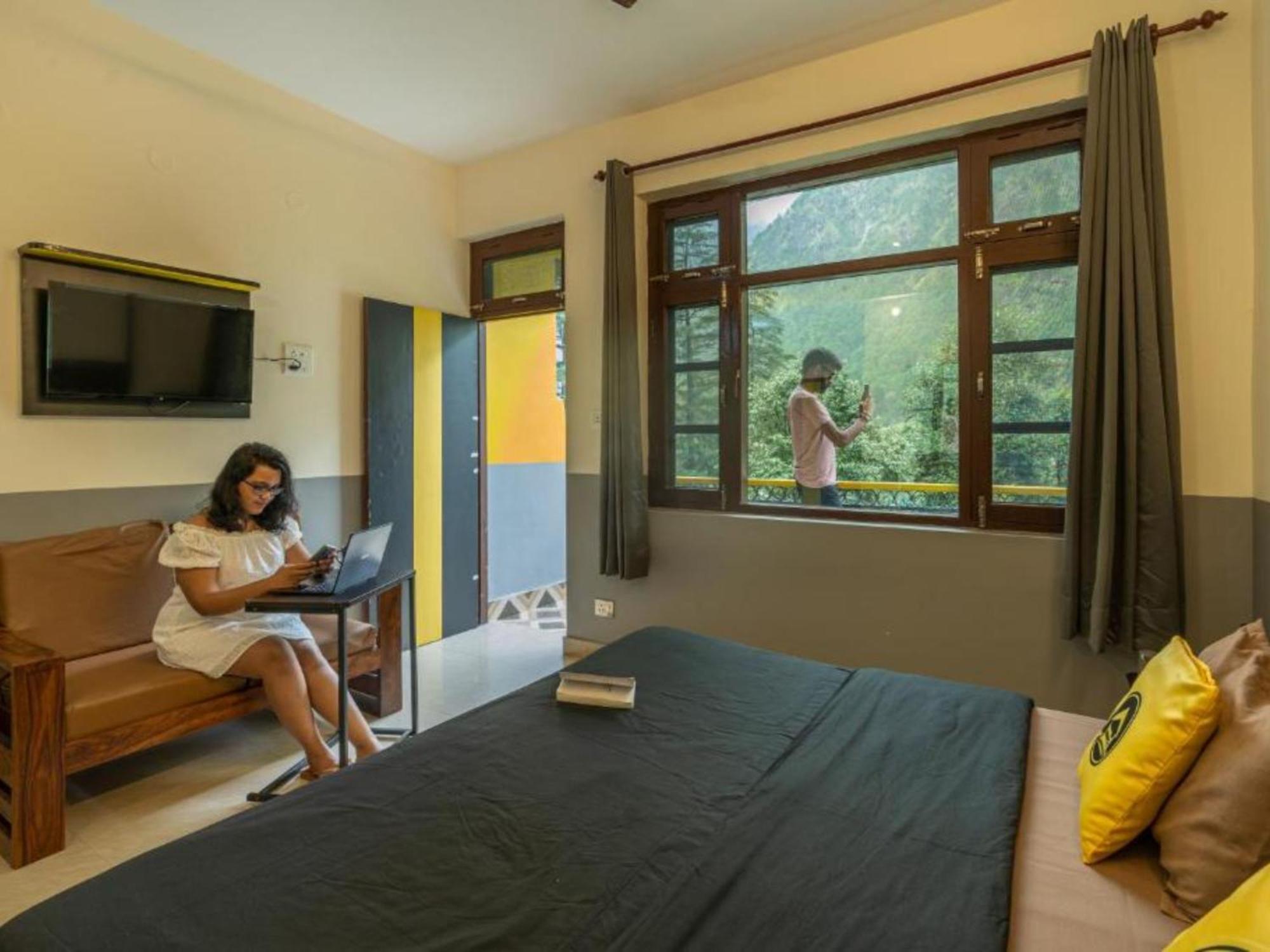 The Hosteller Kasol Bilik gambar