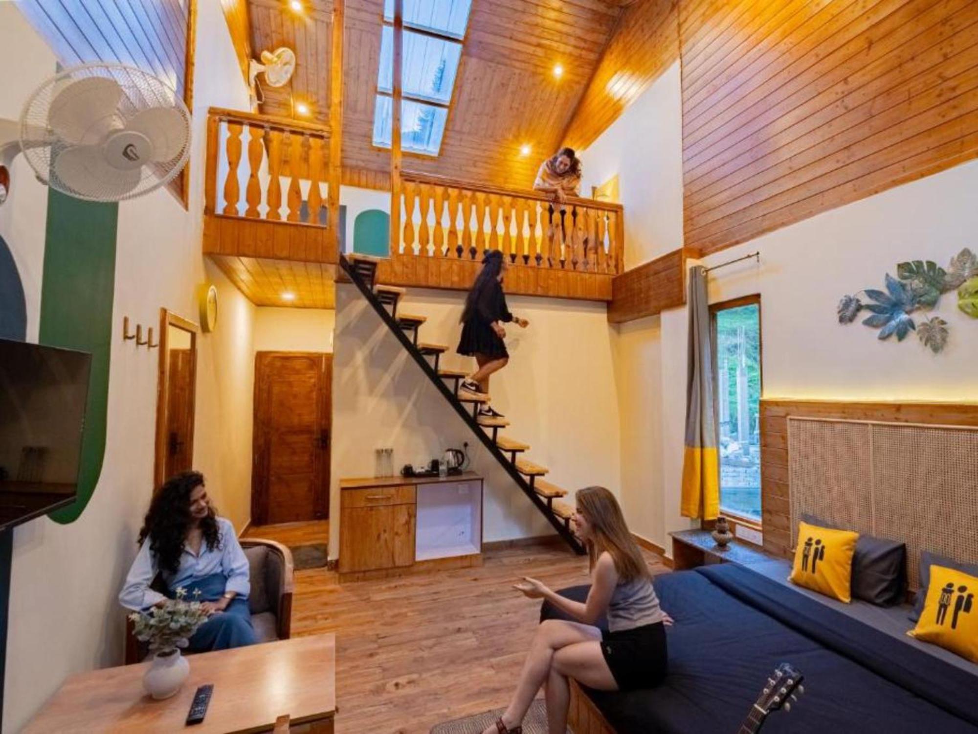 The Hosteller Kasol Bilik gambar